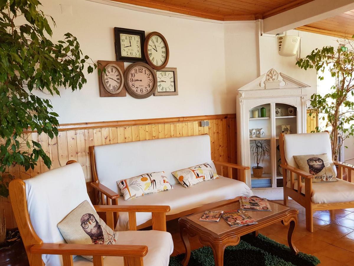Hostel Geres ปอร์โต ภายนอก รูปภาพ